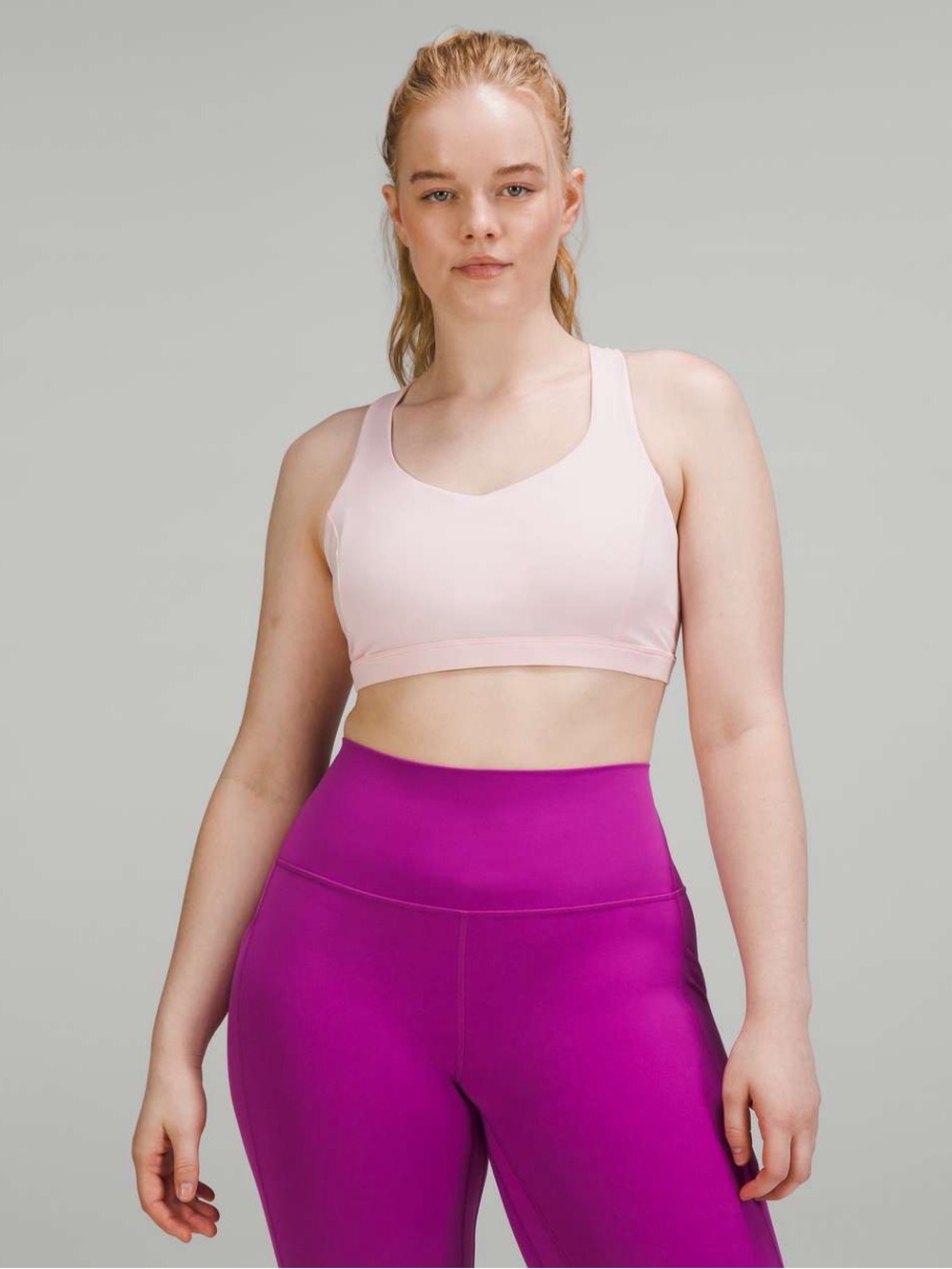 Lululemon 6 Free to Be Serene Bra (C/D Cup) Strawberry 🍓 Milkshake Light Pink